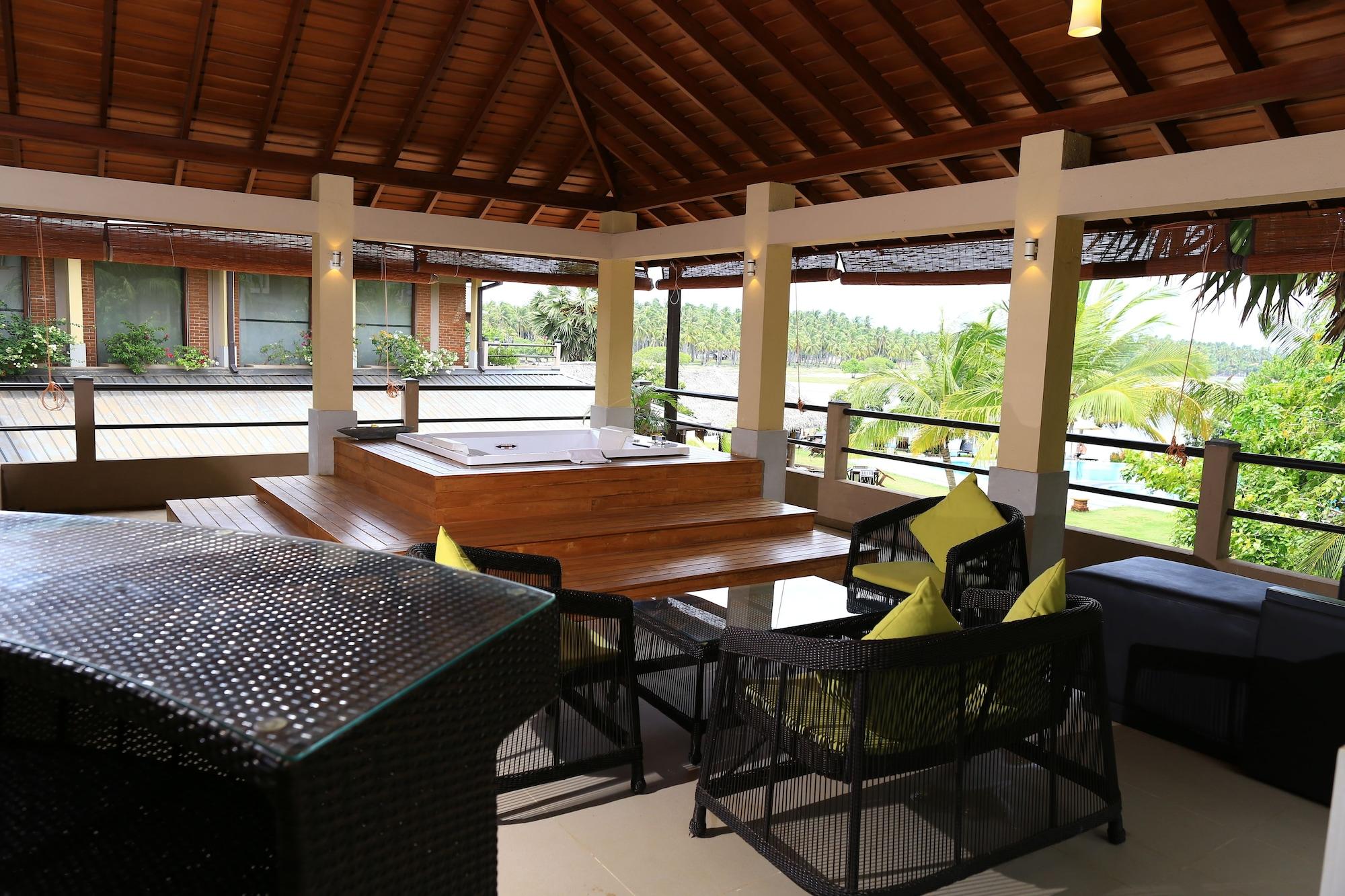 Amaranthe Bay Resort & Spa Trikunamalaja Zewnętrze zdjęcie