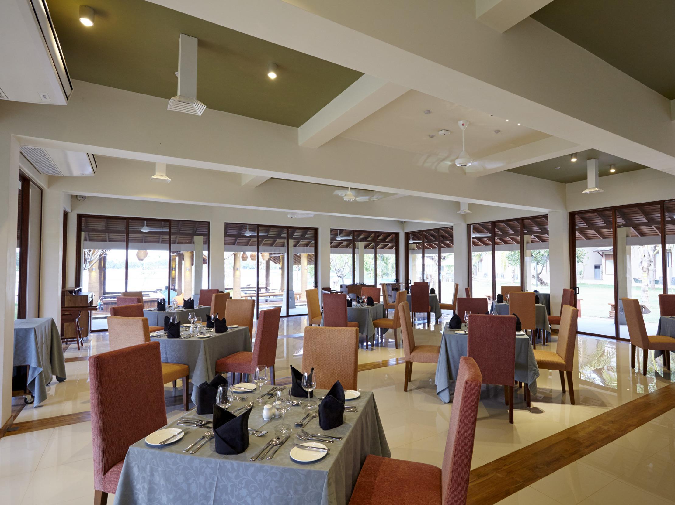Amaranthe Bay Resort & Spa Trikunamalaja Zewnętrze zdjęcie