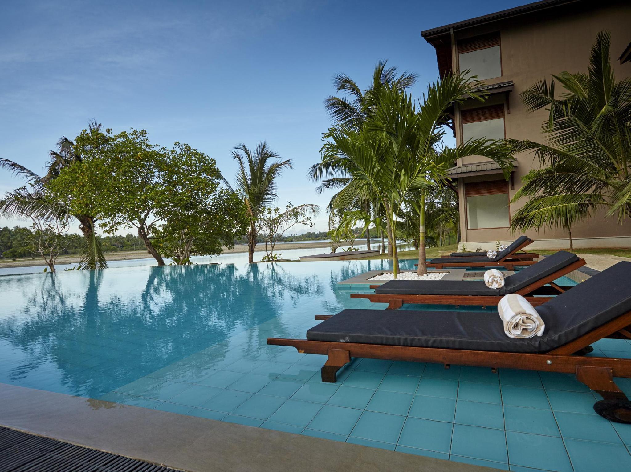 Amaranthe Bay Resort & Spa Trikunamalaja Zewnętrze zdjęcie