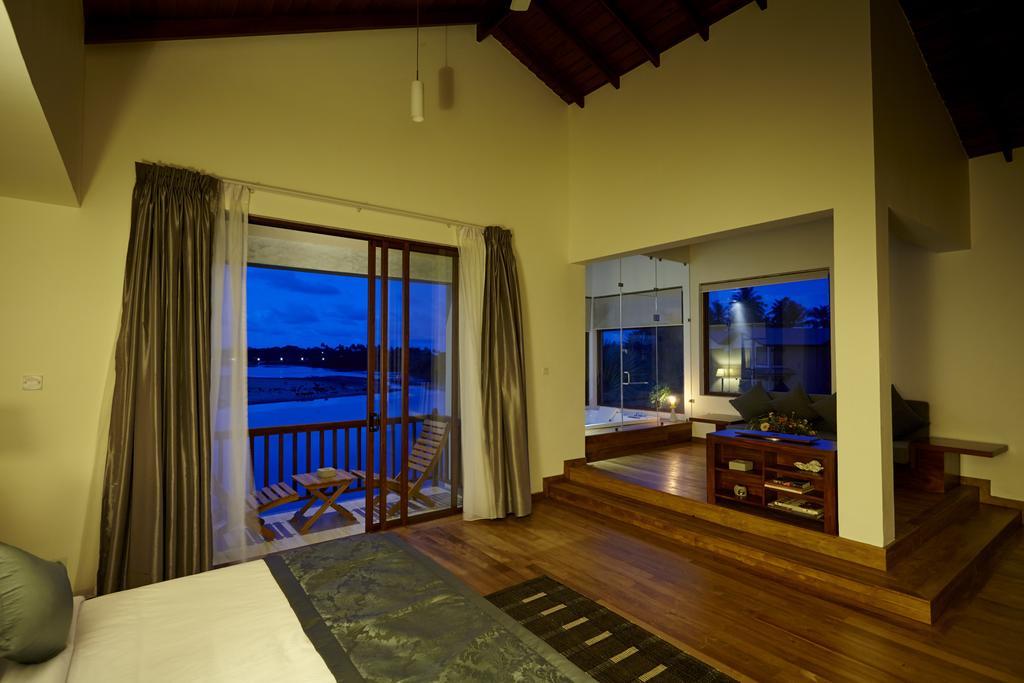 Amaranthe Bay Resort & Spa Trikunamalaja Zewnętrze zdjęcie