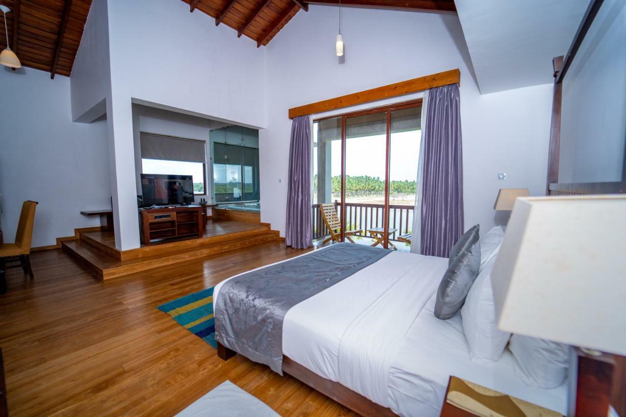 Amaranthe Bay Resort & Spa Trikunamalaja Zewnętrze zdjęcie