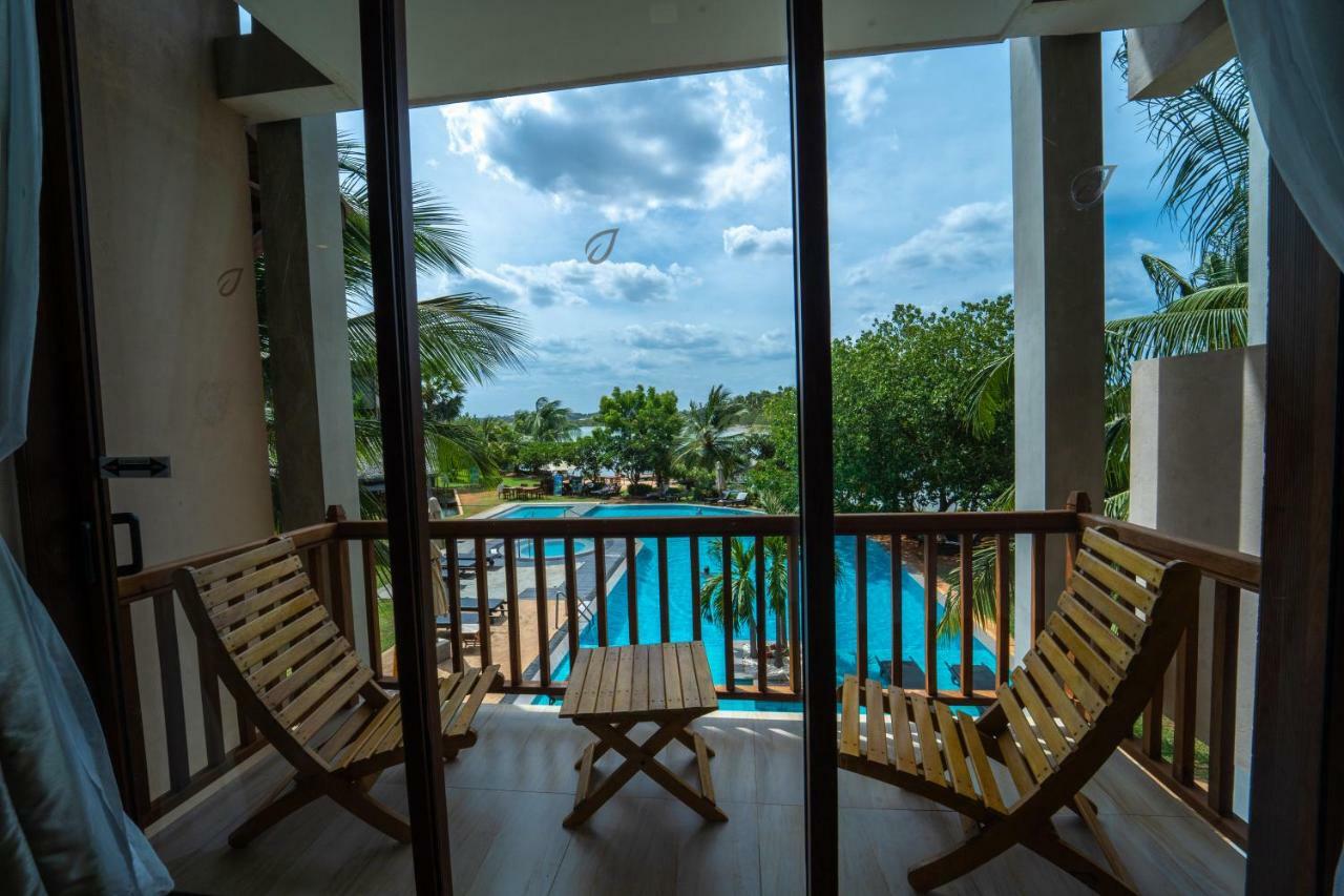 Amaranthe Bay Resort & Spa Trikunamalaja Zewnętrze zdjęcie